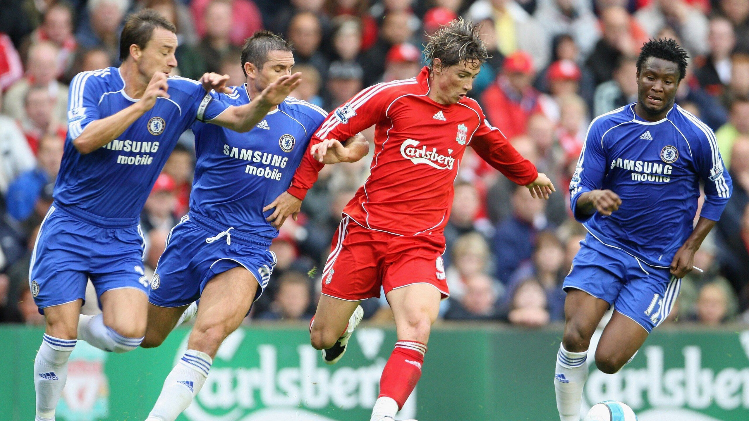 九游电竞平台官网-亚冠联赛中国足球逆袭 球员拼搏精神被赞扬，中国足球亚冠征战史